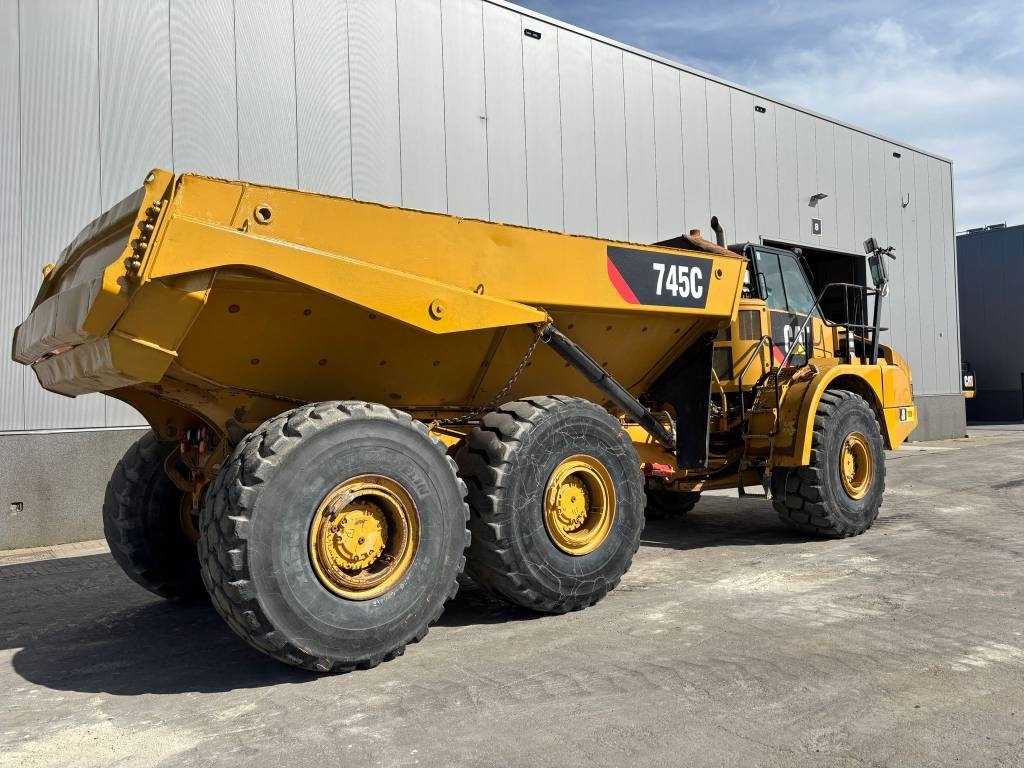 CAT 745 C