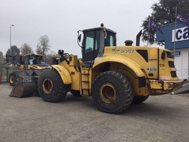New Holland Construction/CNH Global New-holland-w-270,7865c165