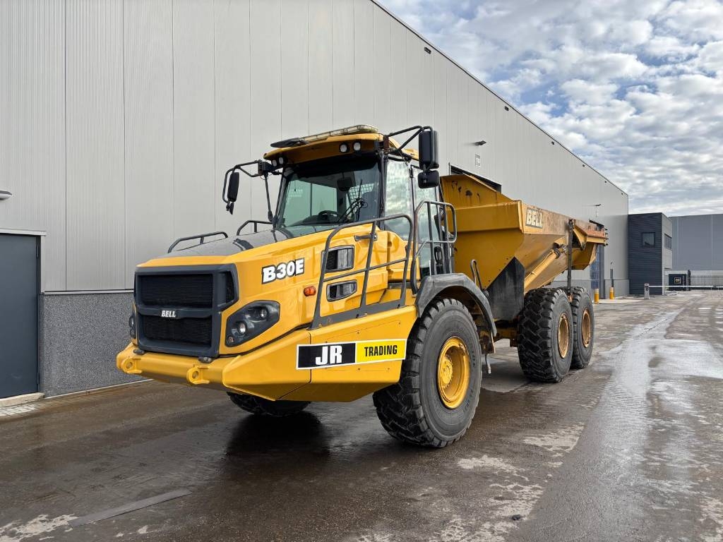 Bell B 30 E (New tyres)