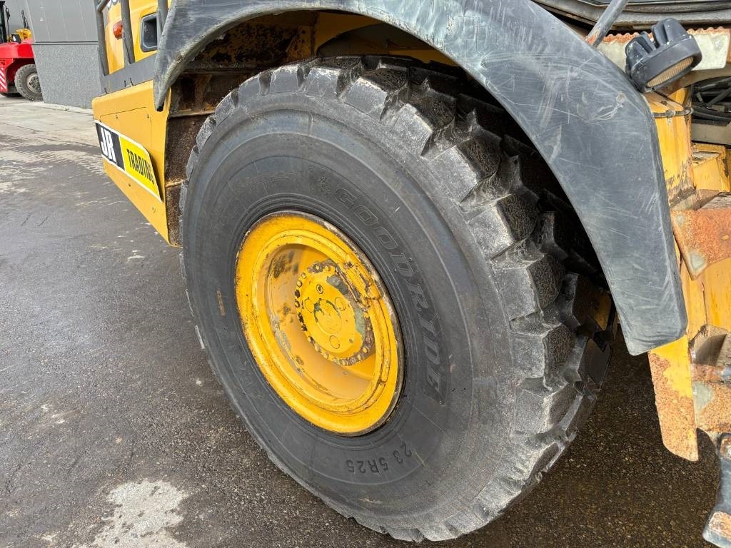 Bell B 30 E (New tyres)