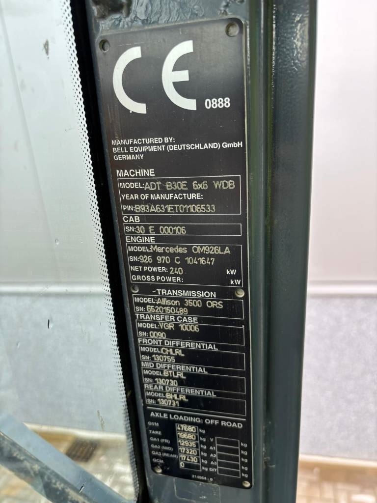 Bell B 30 E (New tyres)