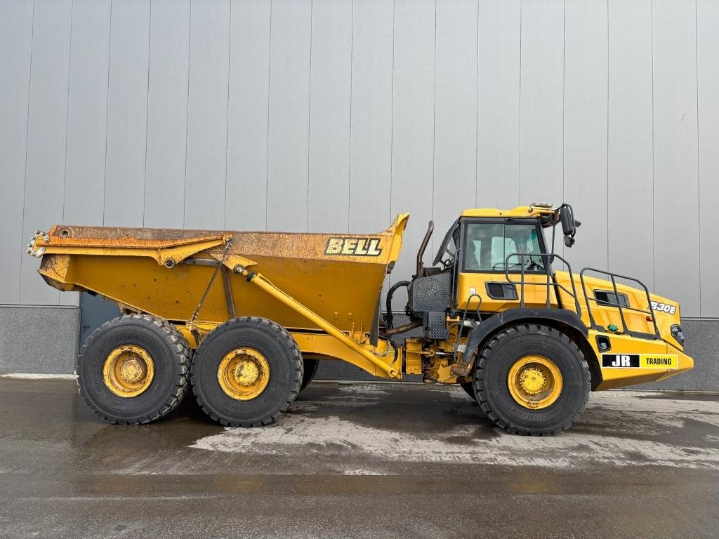 Bell B 30 E (New tyres)