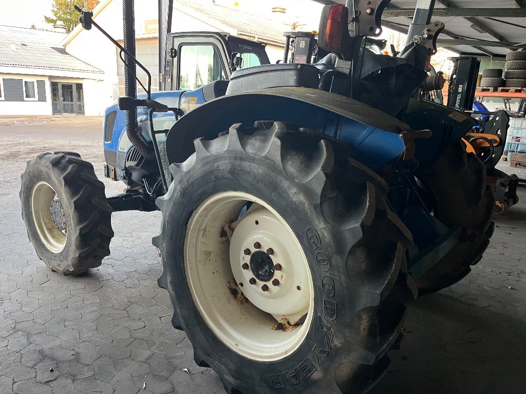 New Holland TN 60 A