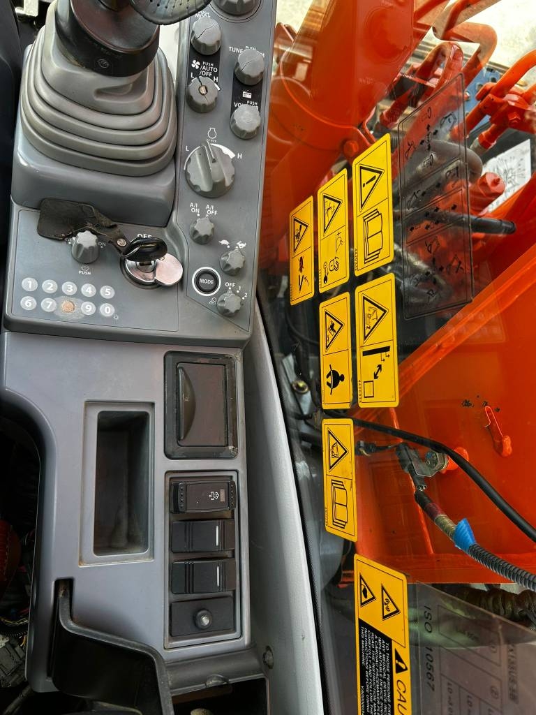 hitachi-zx-135-us-5-b-engcon-r,7773c914