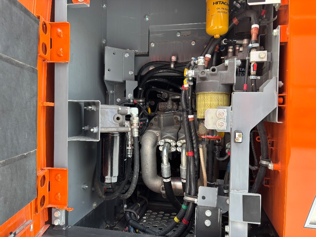 hitachi-zx-225-usrlc-7-stage-v,e99021ab