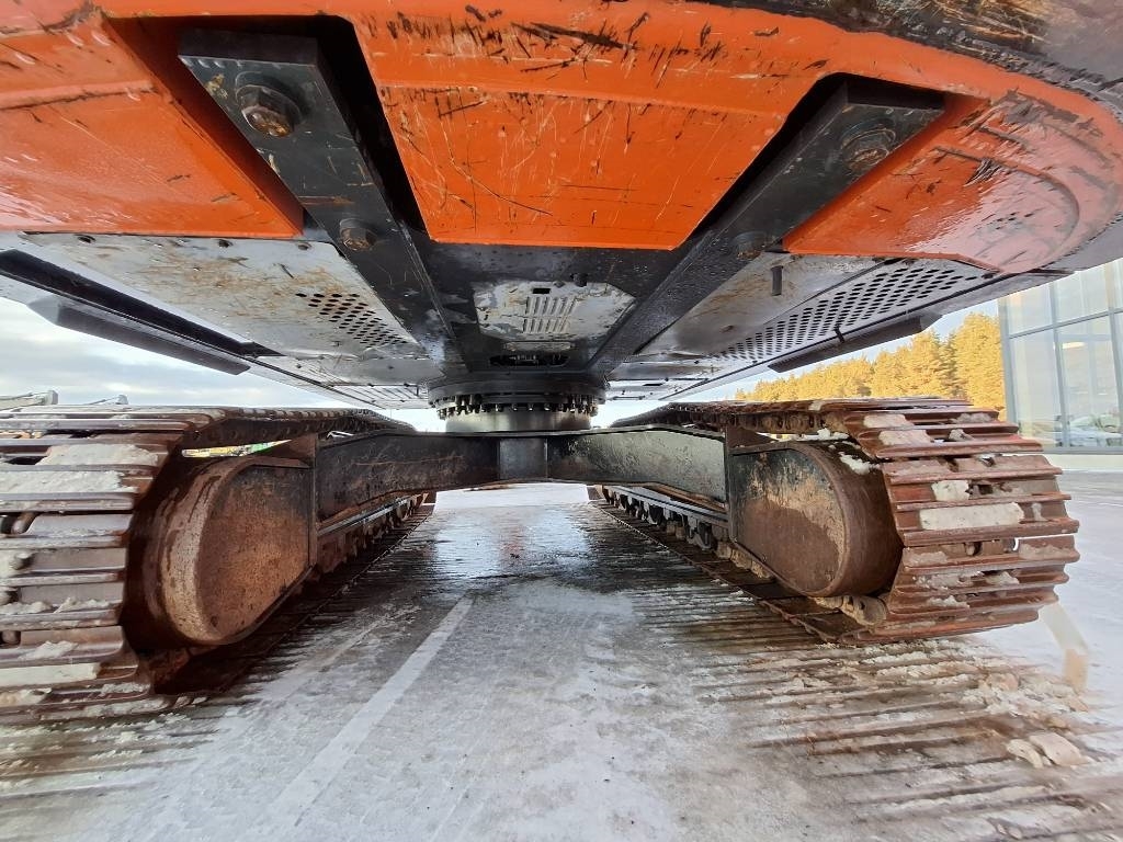 hitachi-zx-300-lc-6-pyorittaja,3eca0868