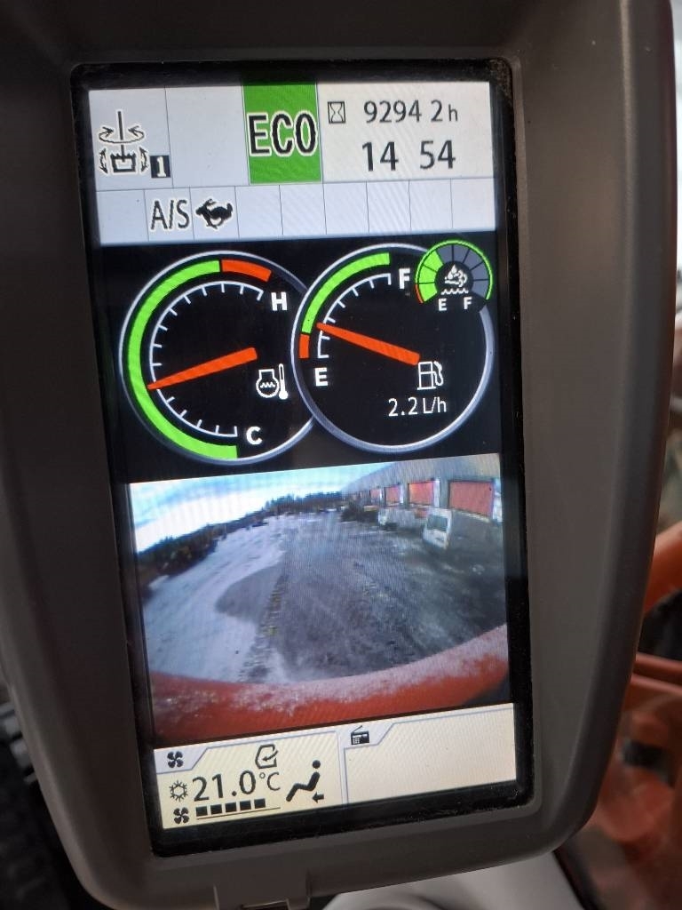hitachi-zx-300-lc-6-pyorittaja,5522c6f8