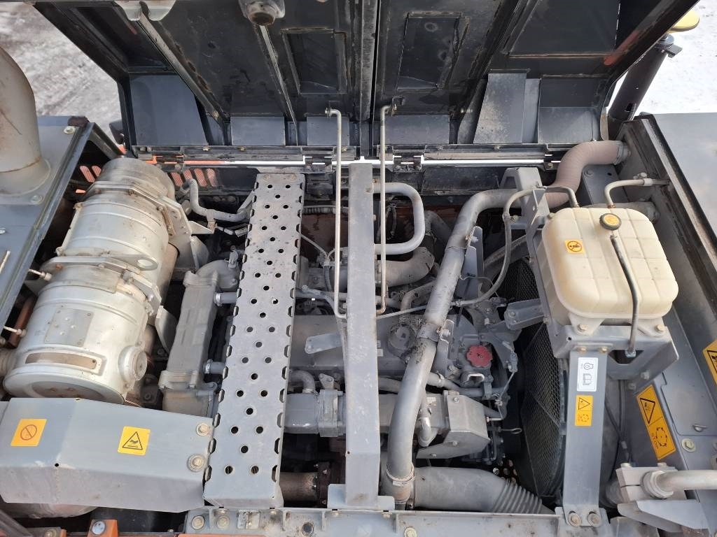 hitachi-zx-300-lc-6-pyorittaja,c76e9047