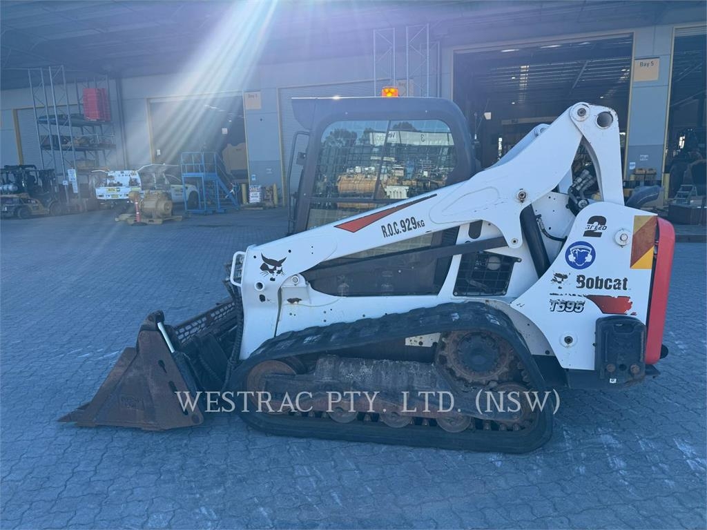 Bobcat T595 image 2