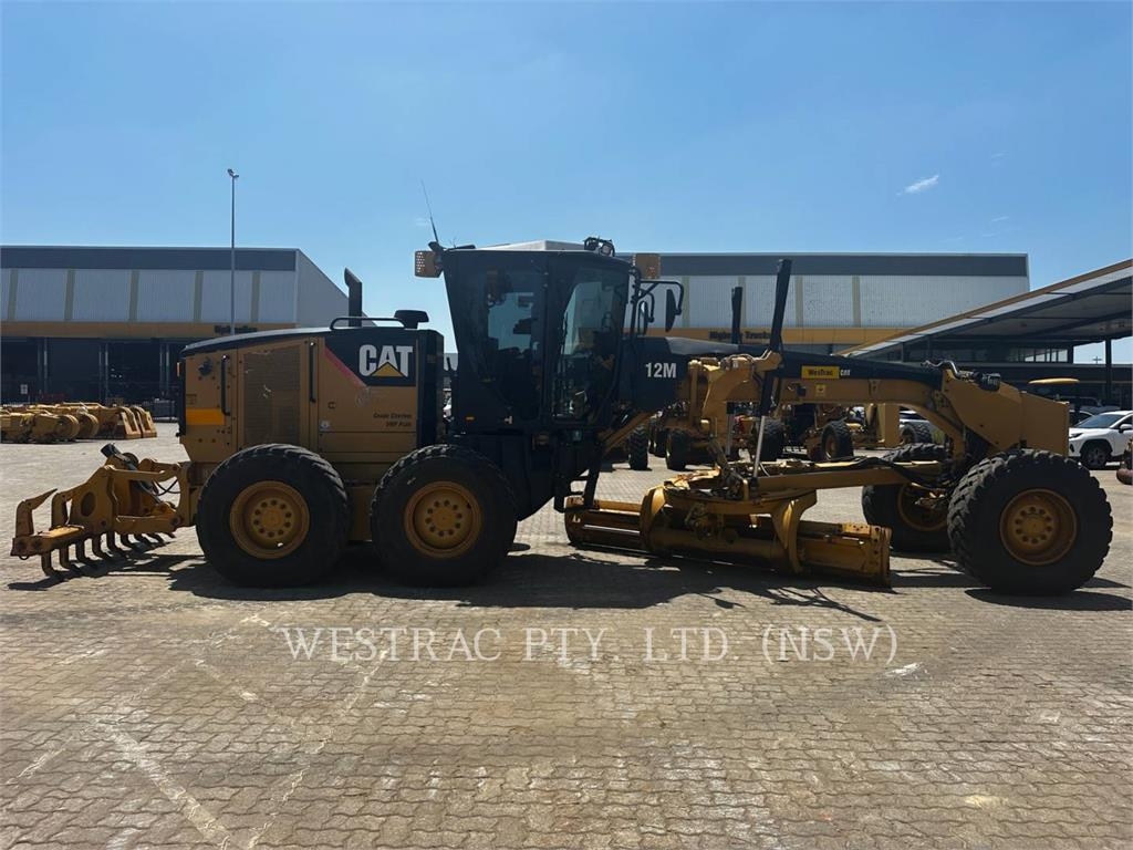 CAT 12M image 6