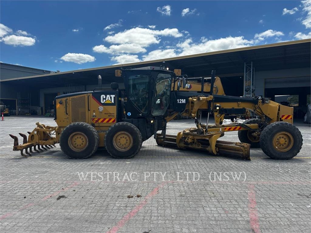 CAT 12M image 6