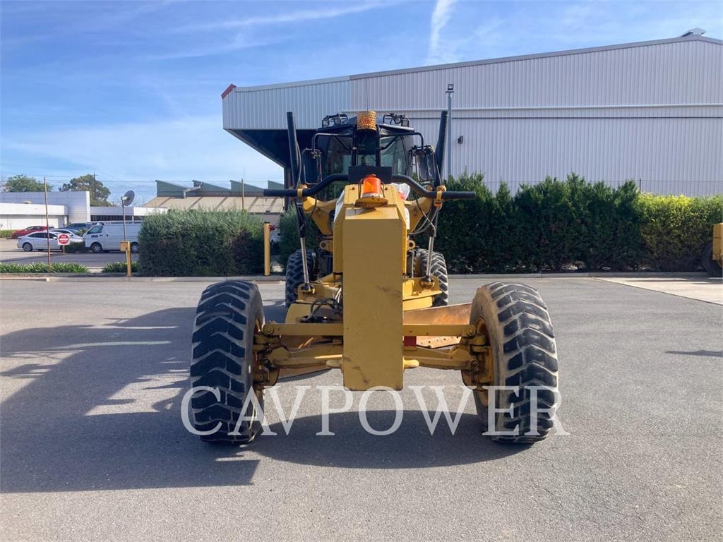 CAT 12M image 11