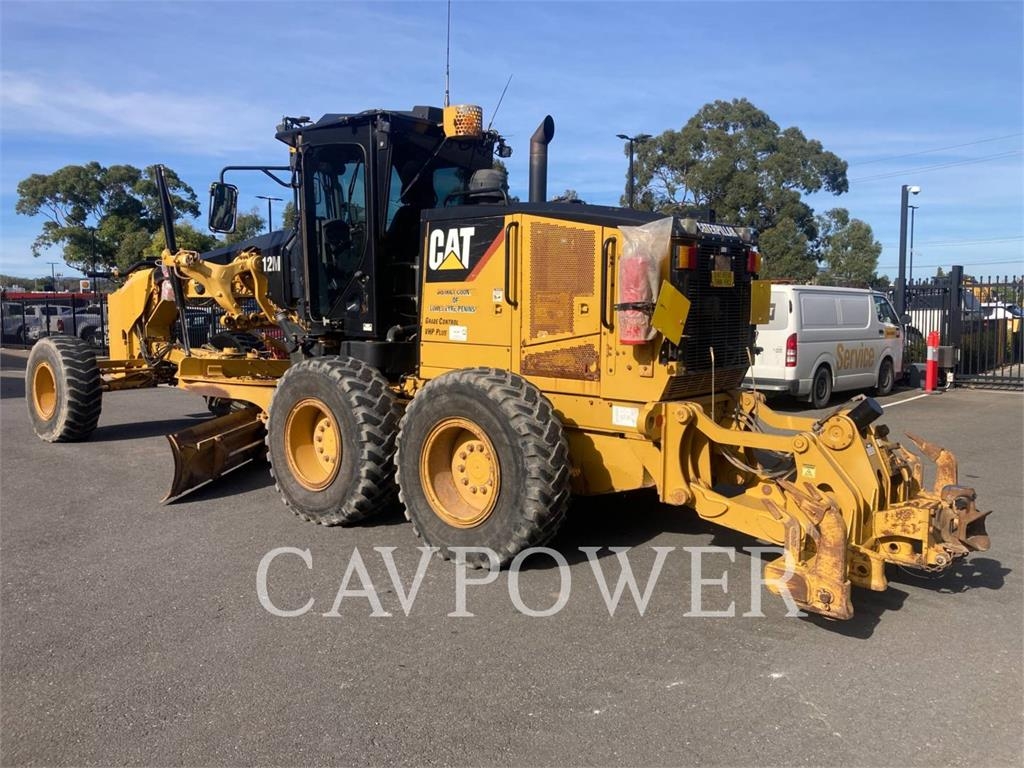 CAT 12M image 4
