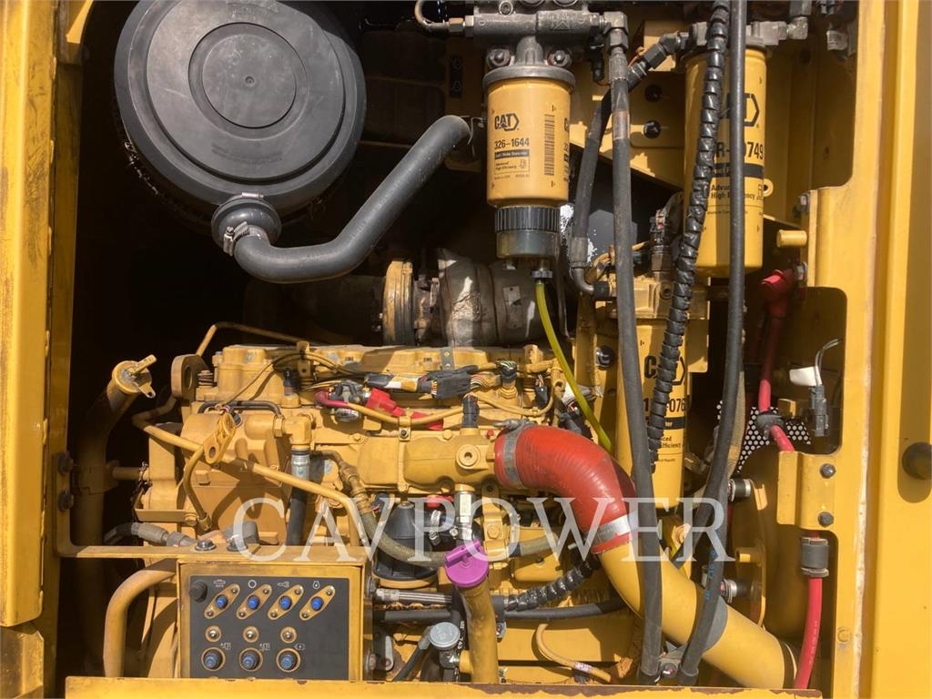 CAT 12M image 8