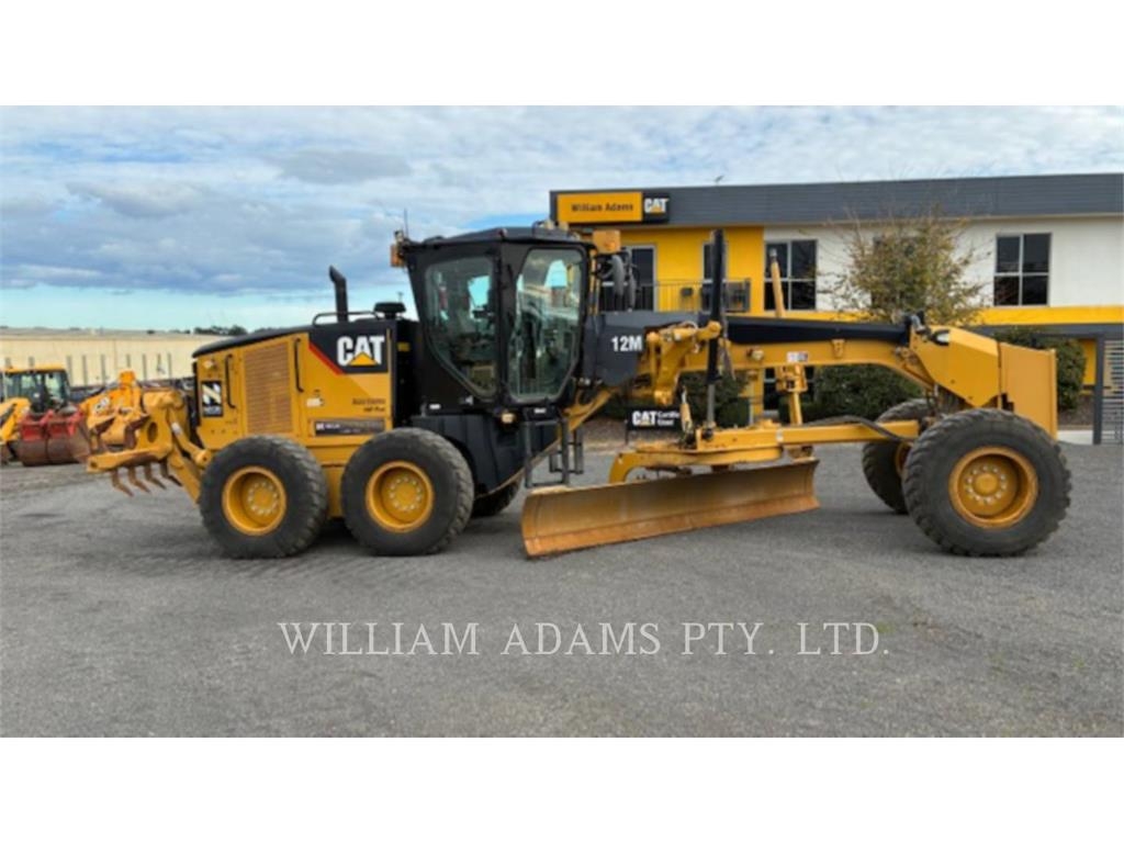 CAT 12M image 2