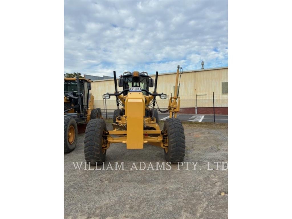 CAT 12M image 4
