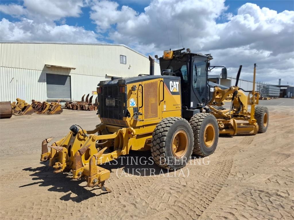 CAT 12M image 3
