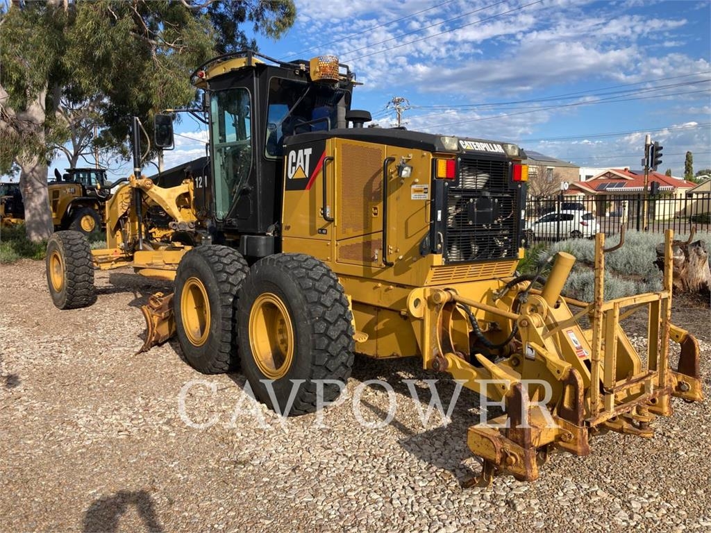 CAT 12M image 4