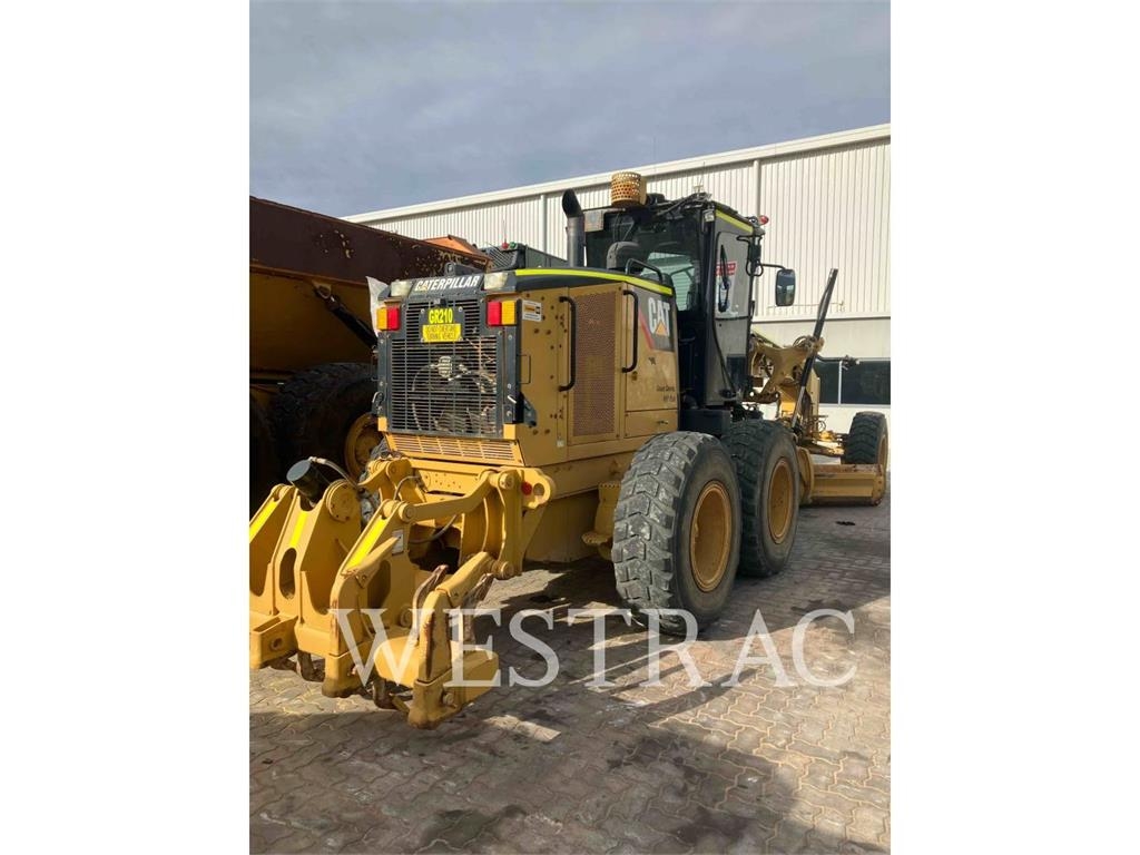 CAT 12M image 11