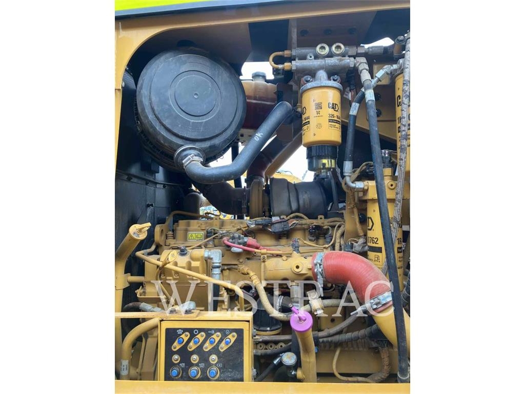 CAT 12M image 12