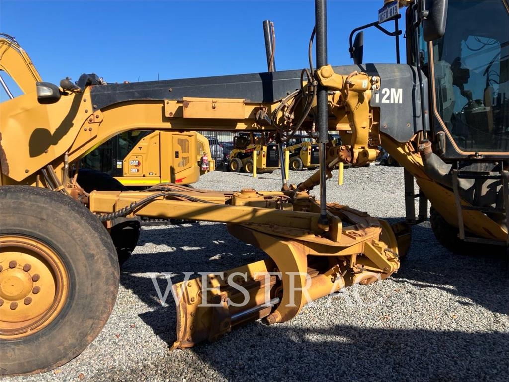 CAT 12M