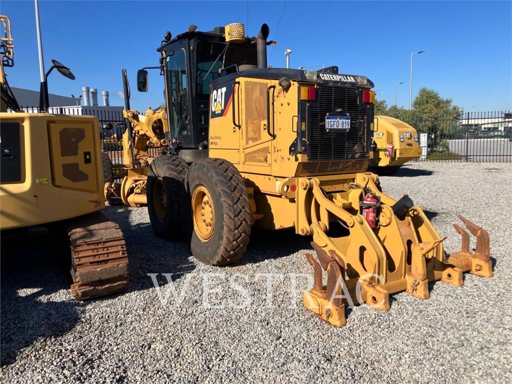 CAT 12M image 4