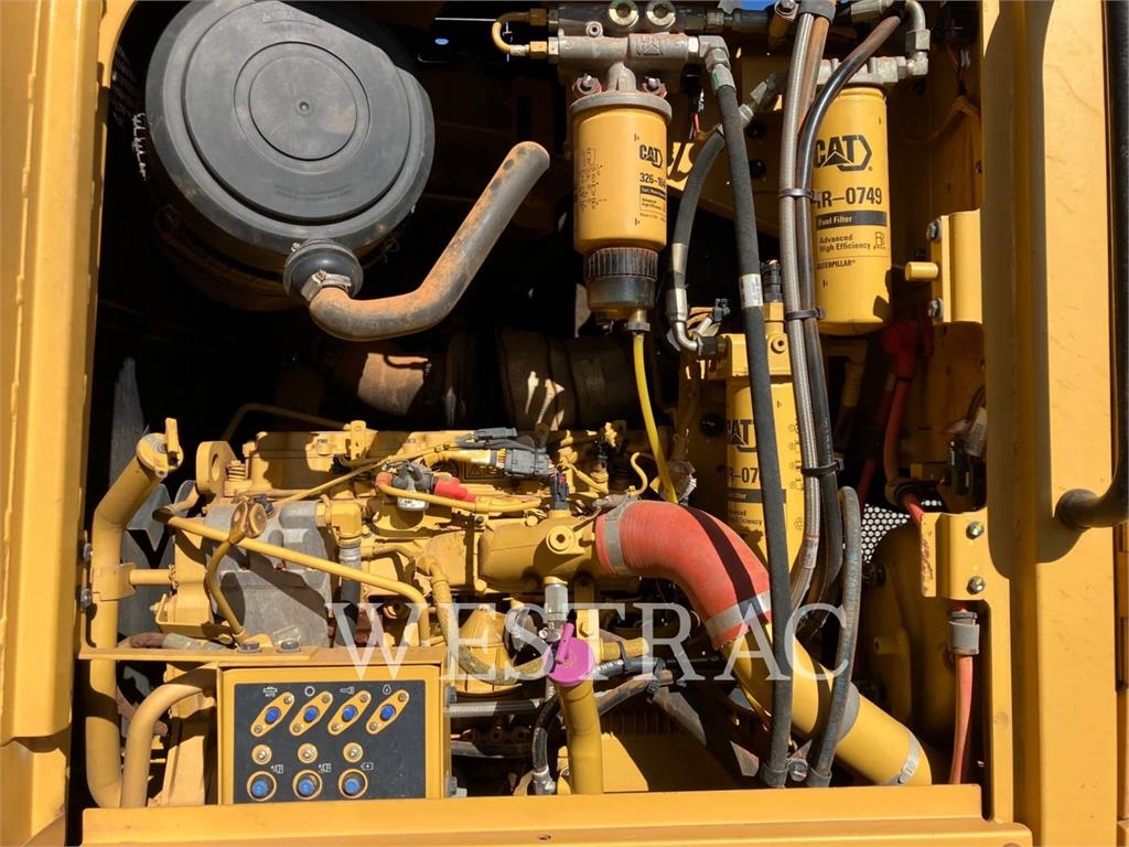 CAT 12M image 7