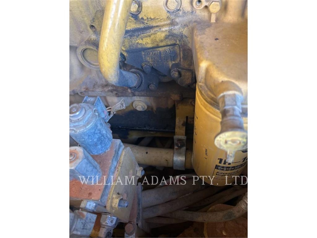 CAT 12M image 11