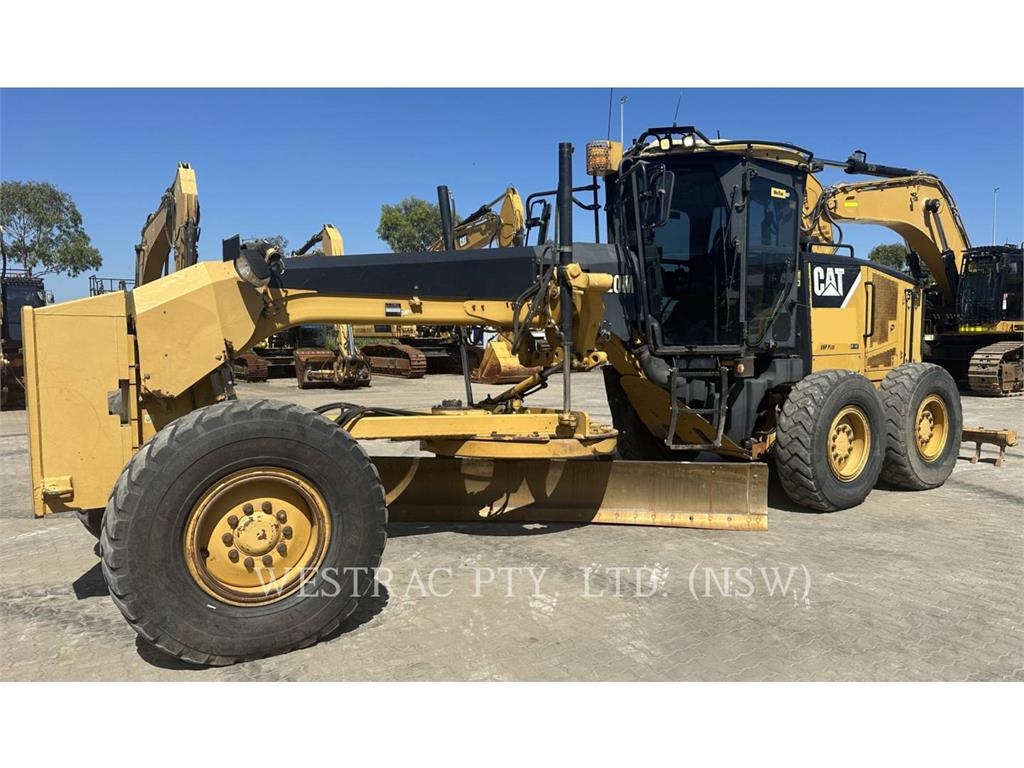 CAT 120M