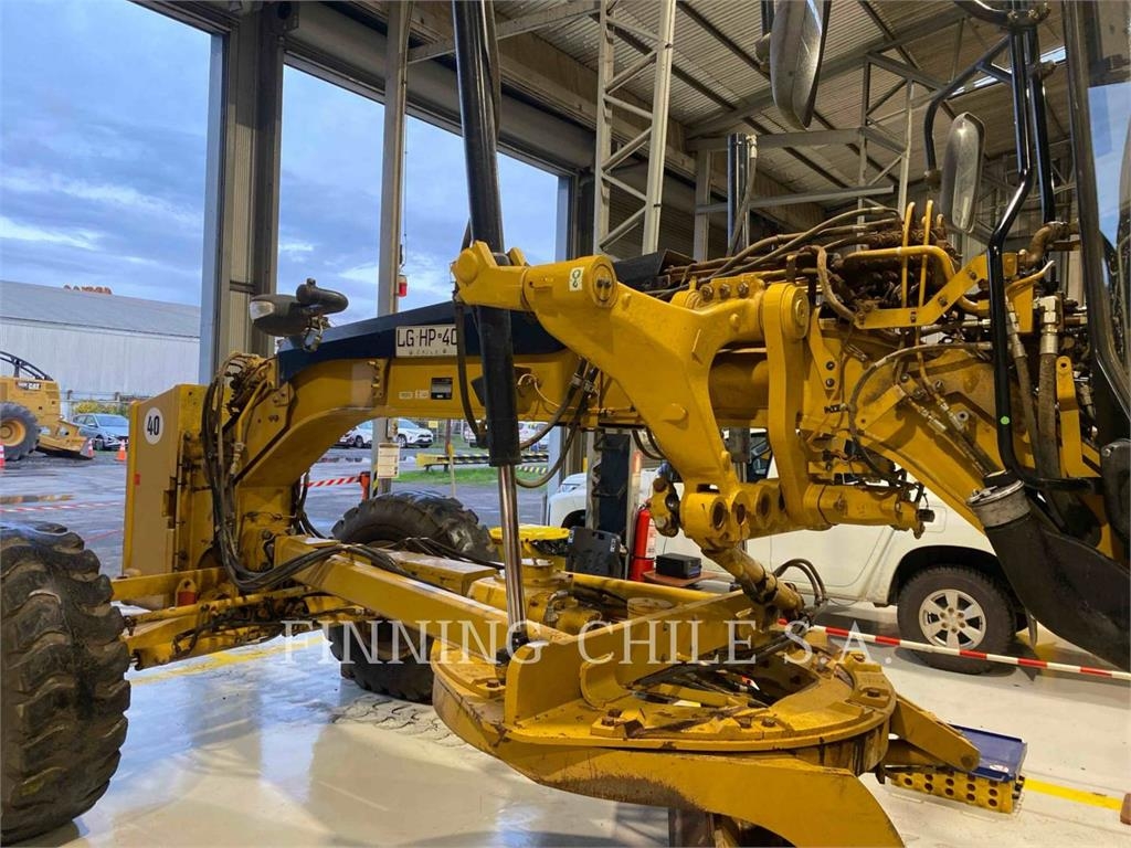 CAT 12M - 鉱業用モータ・グレーダ - 建設 - CATERPILLAR WORLDWIDE