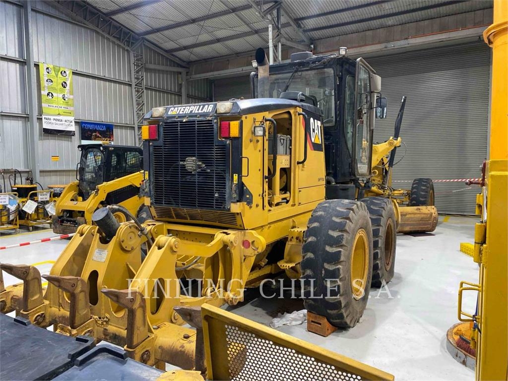 CAT 12M - 鉱業用モータ・グレーダ - 建設 - CATERPILLAR WORLDWIDE