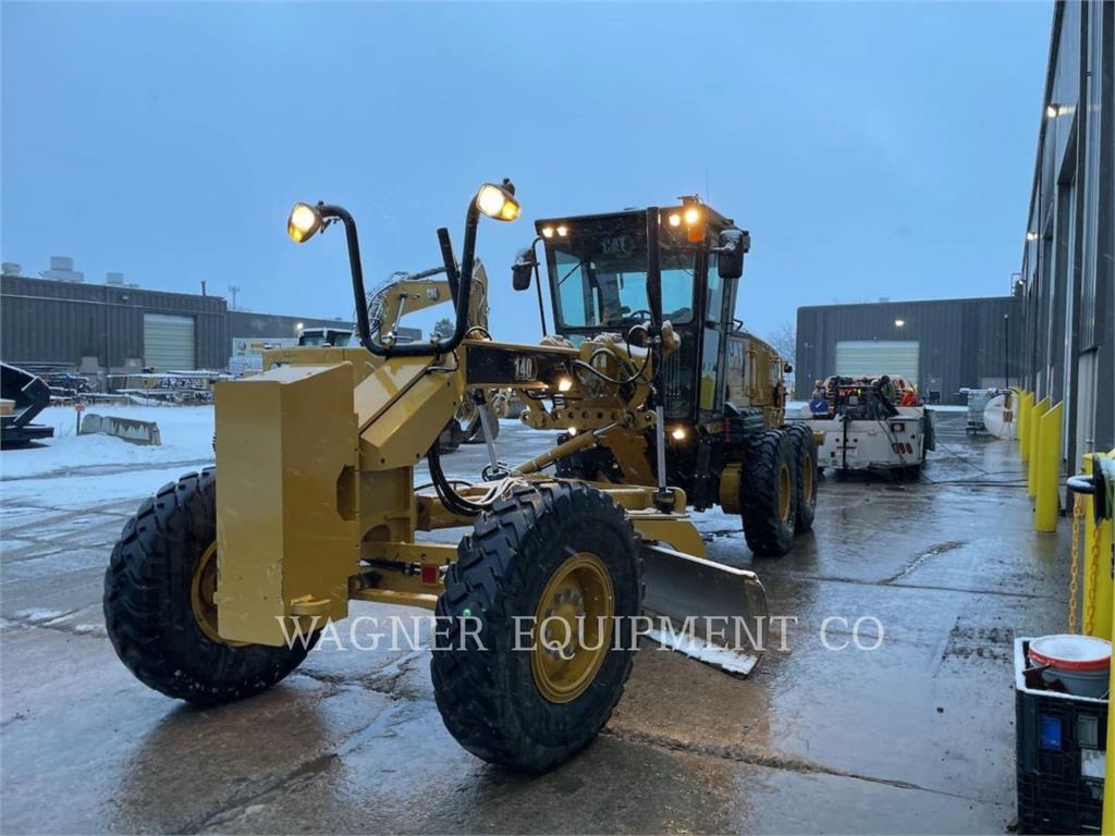 CAT 140 LVR - niveleuses pour mines - Équipement De Construction ...