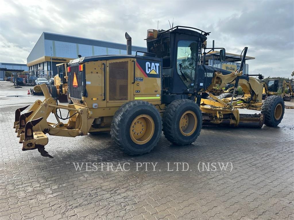 CAT 140M image 6