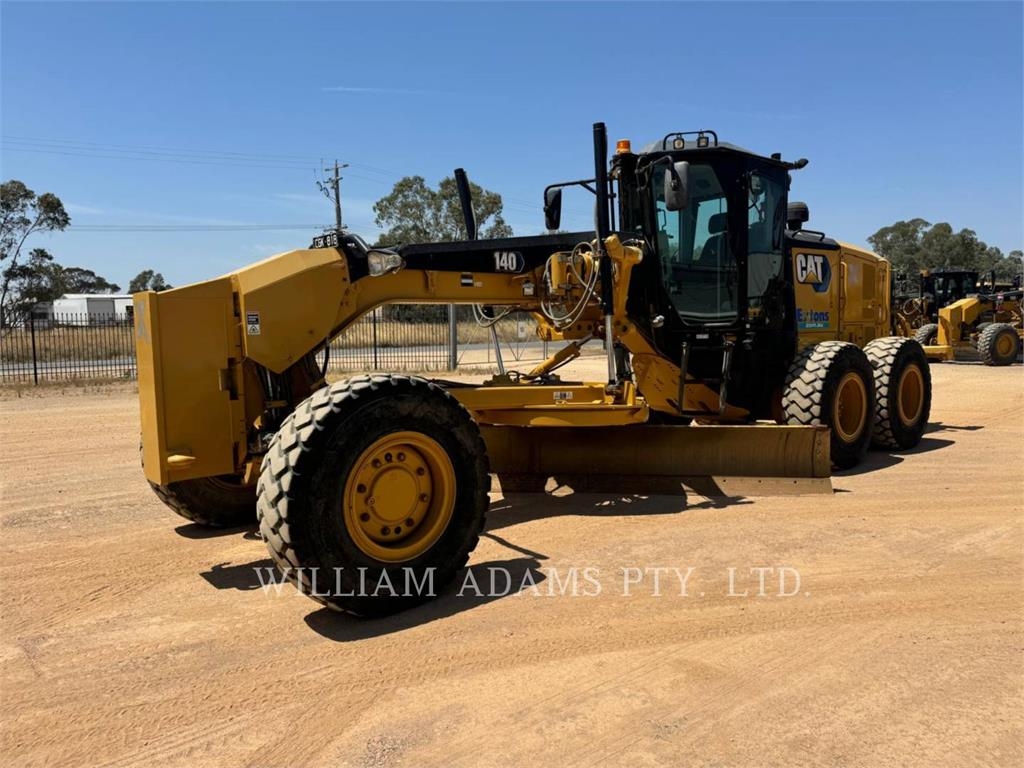 CAT 140M2AWD