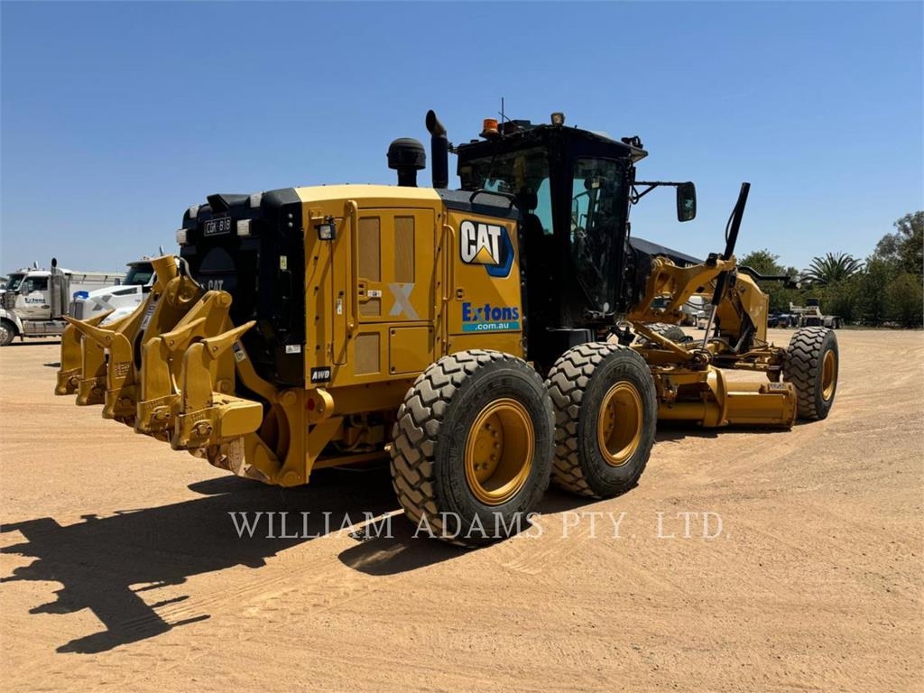 CAT 140M2AWD image 3