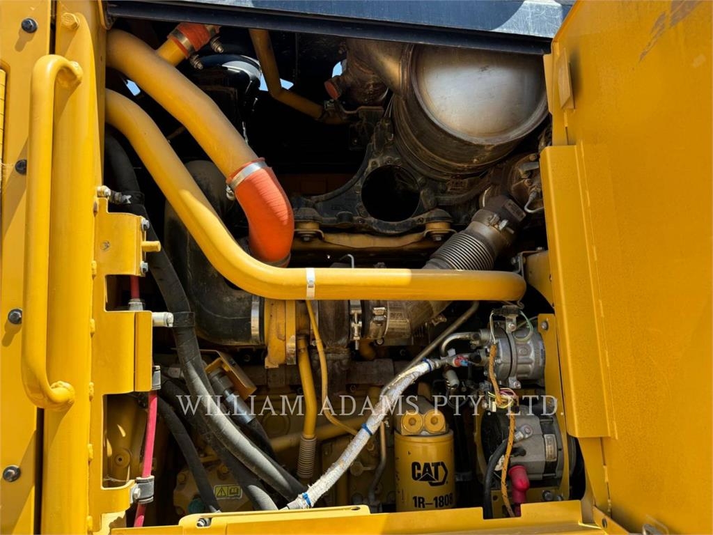 CAT 140M2AWD image 8