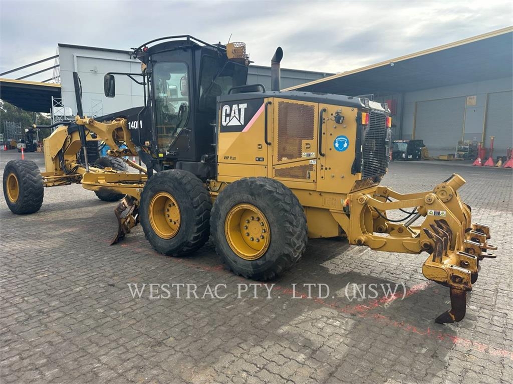 CAT 140M image 6