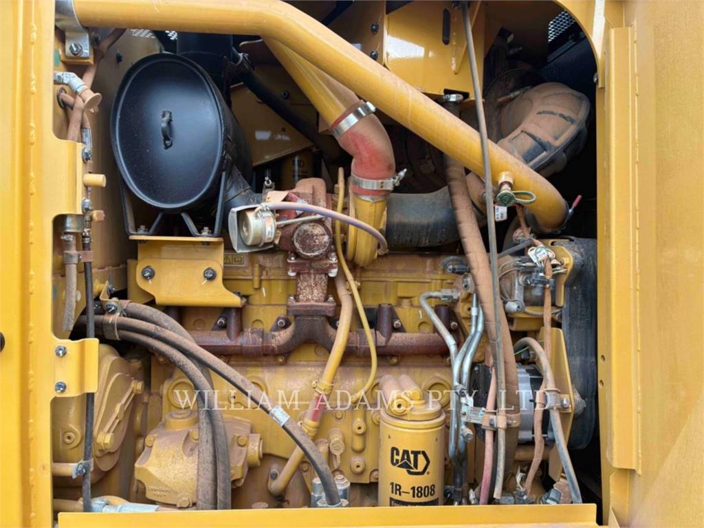 CAT 160-14AWD image 7