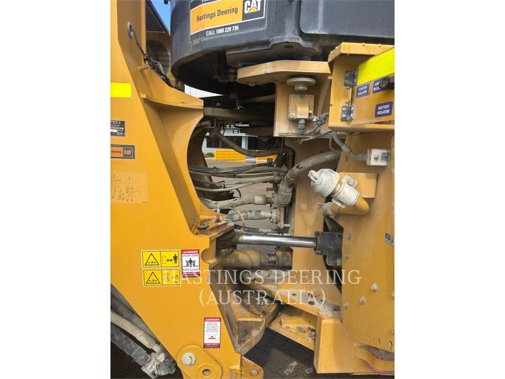 CAT 982-14 image 12