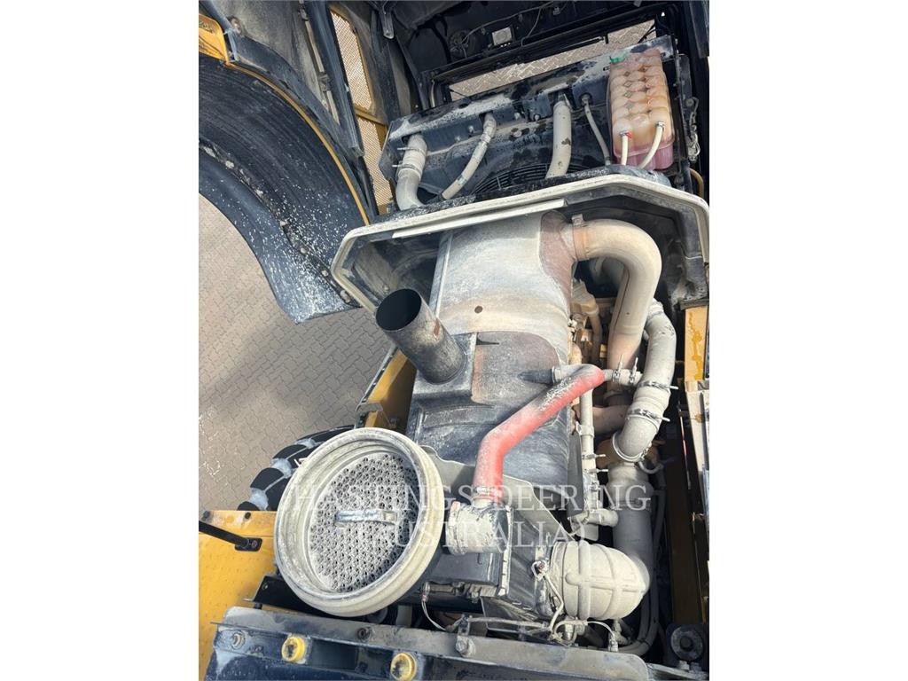 CAT 982-14 image 7