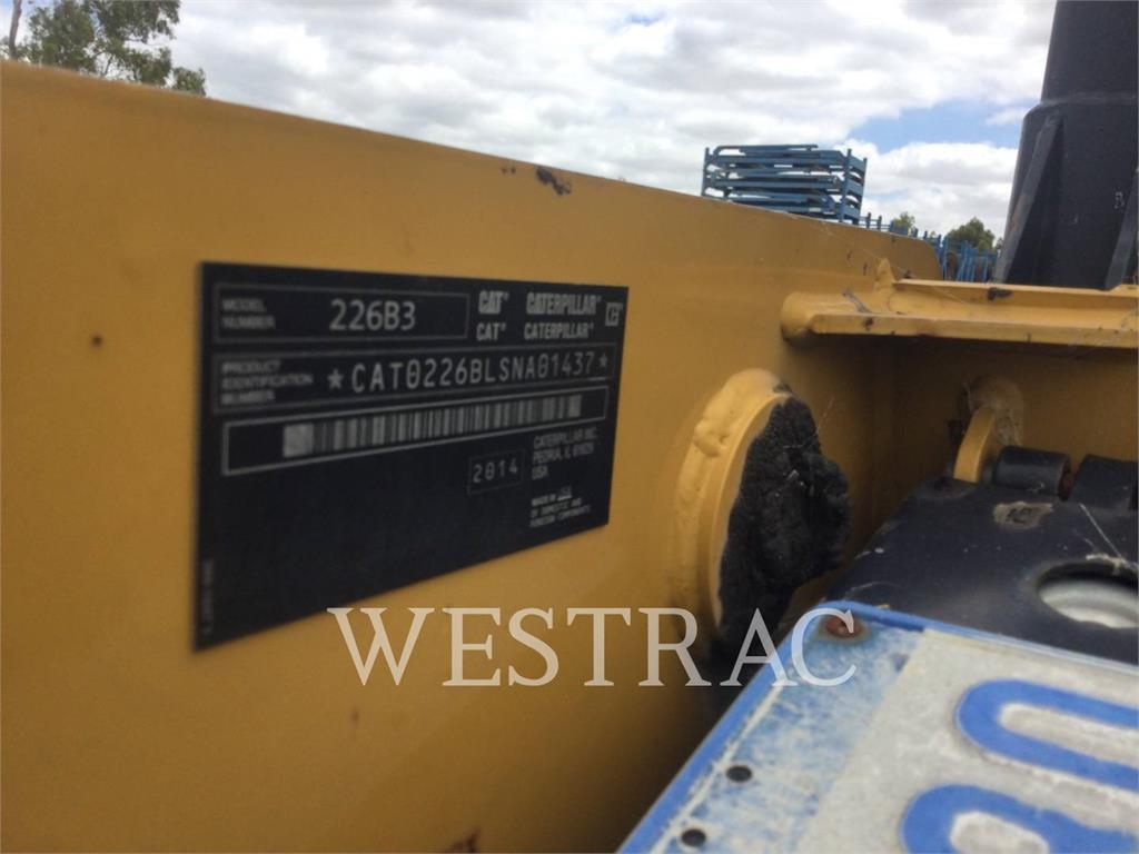 CAT 226B3LRC image 6