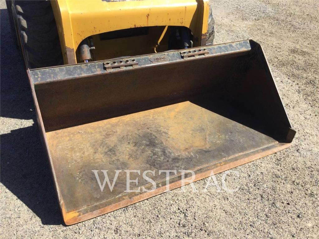 CAT 226B3LRC image 9