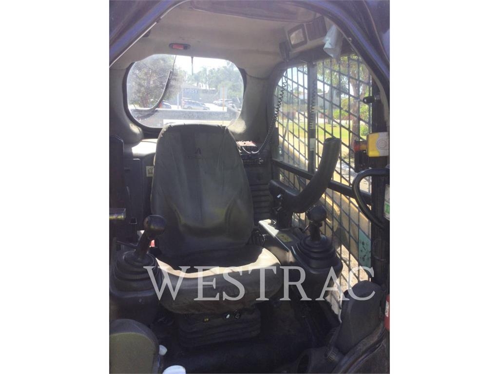 CAT 232DLRC image 10