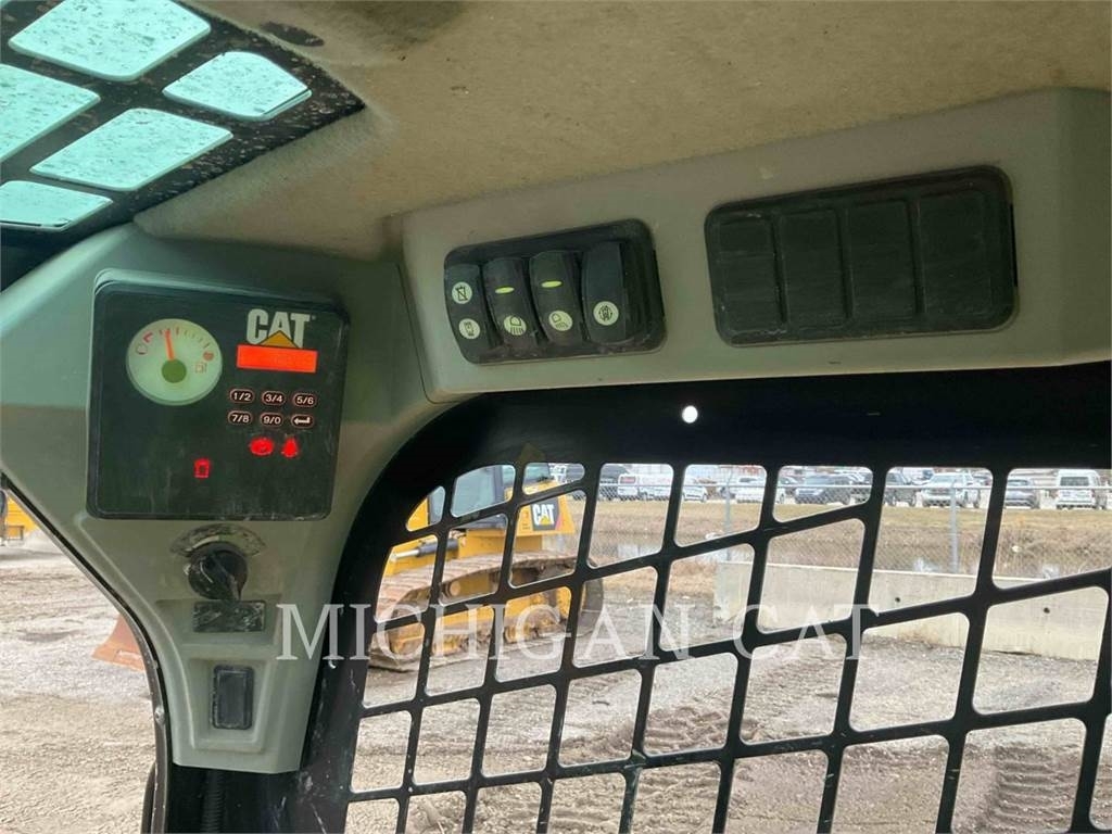 2016 CAT 232D Q+ For Sale - 25,000 USD | Cat Used