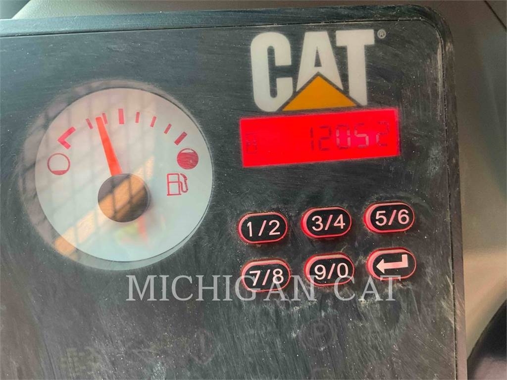 2016 CAT 232D Q+ For Sale - 25,000 USD | Cat Used
