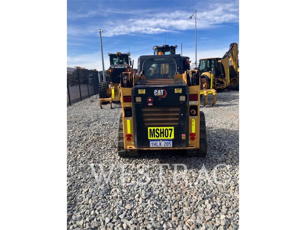 CAT 239D3 image 6