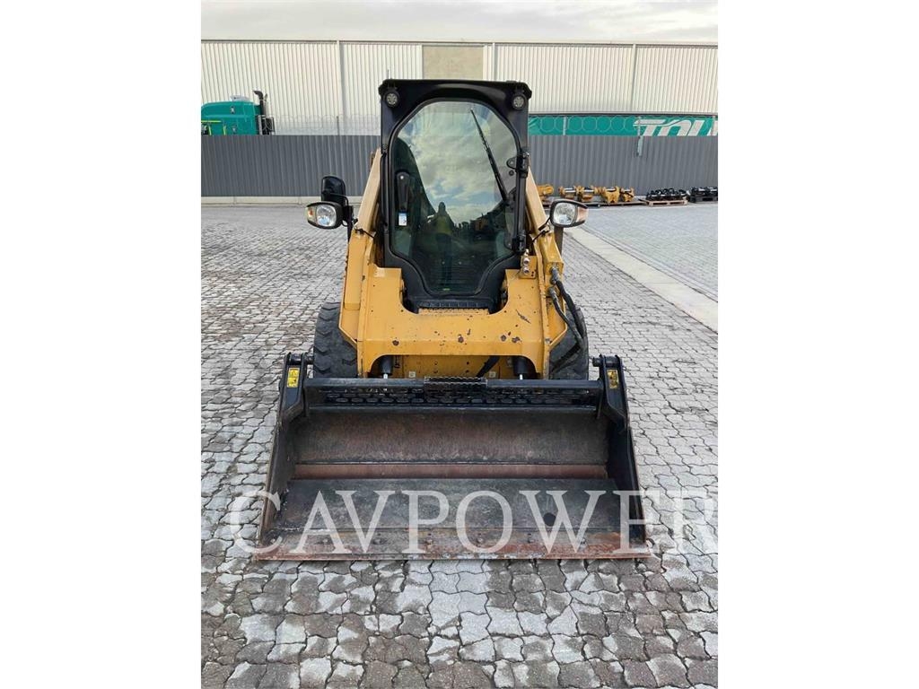 CAT 246D3LRC image 11