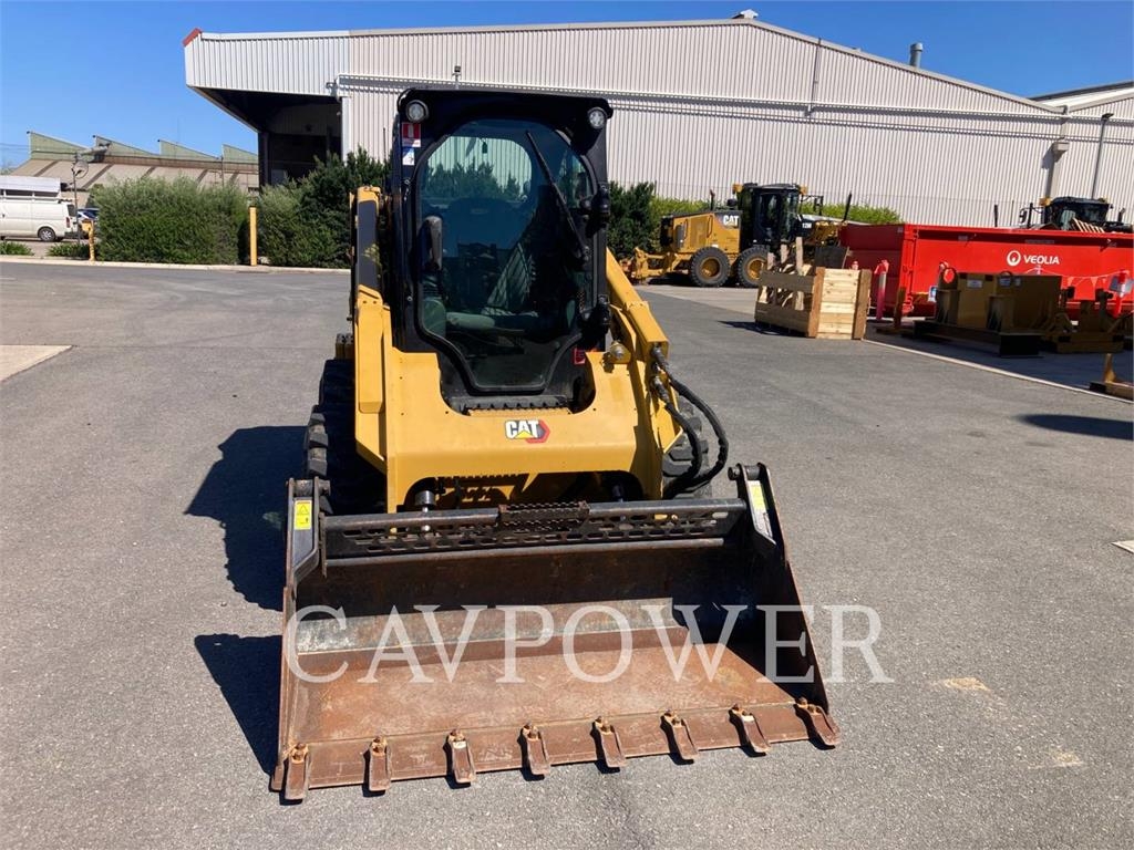 CAT 246D3LRC image 11