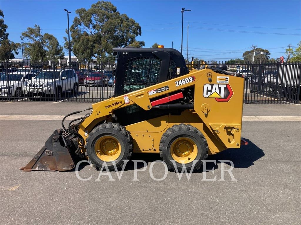 CAT 246D3LRC image 9