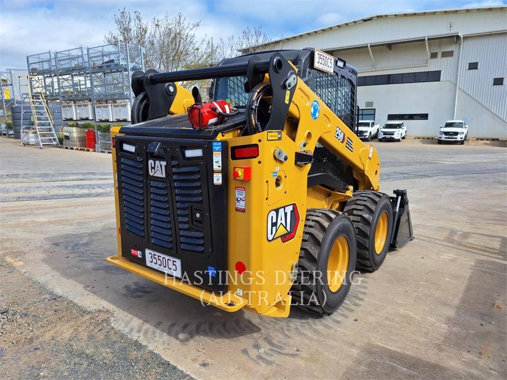 CAT 250-05LRC image 3